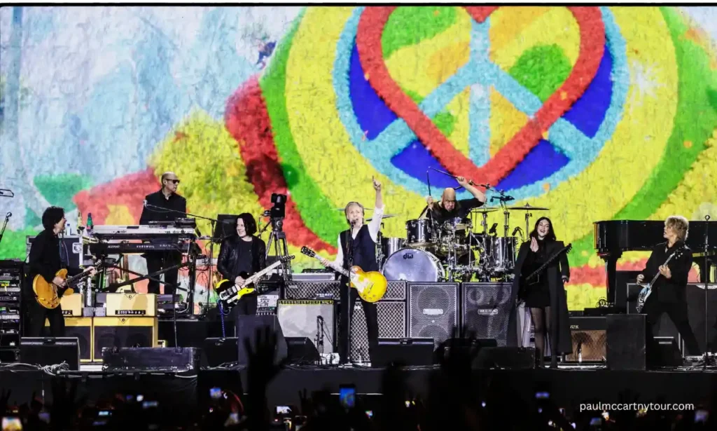 Paul McCartney Tour in Chicago